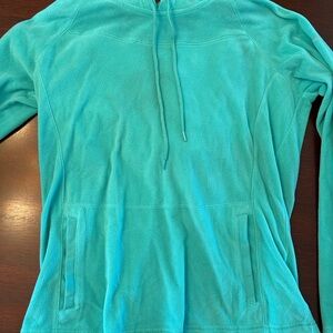 Women's Turquoise Pullover Top